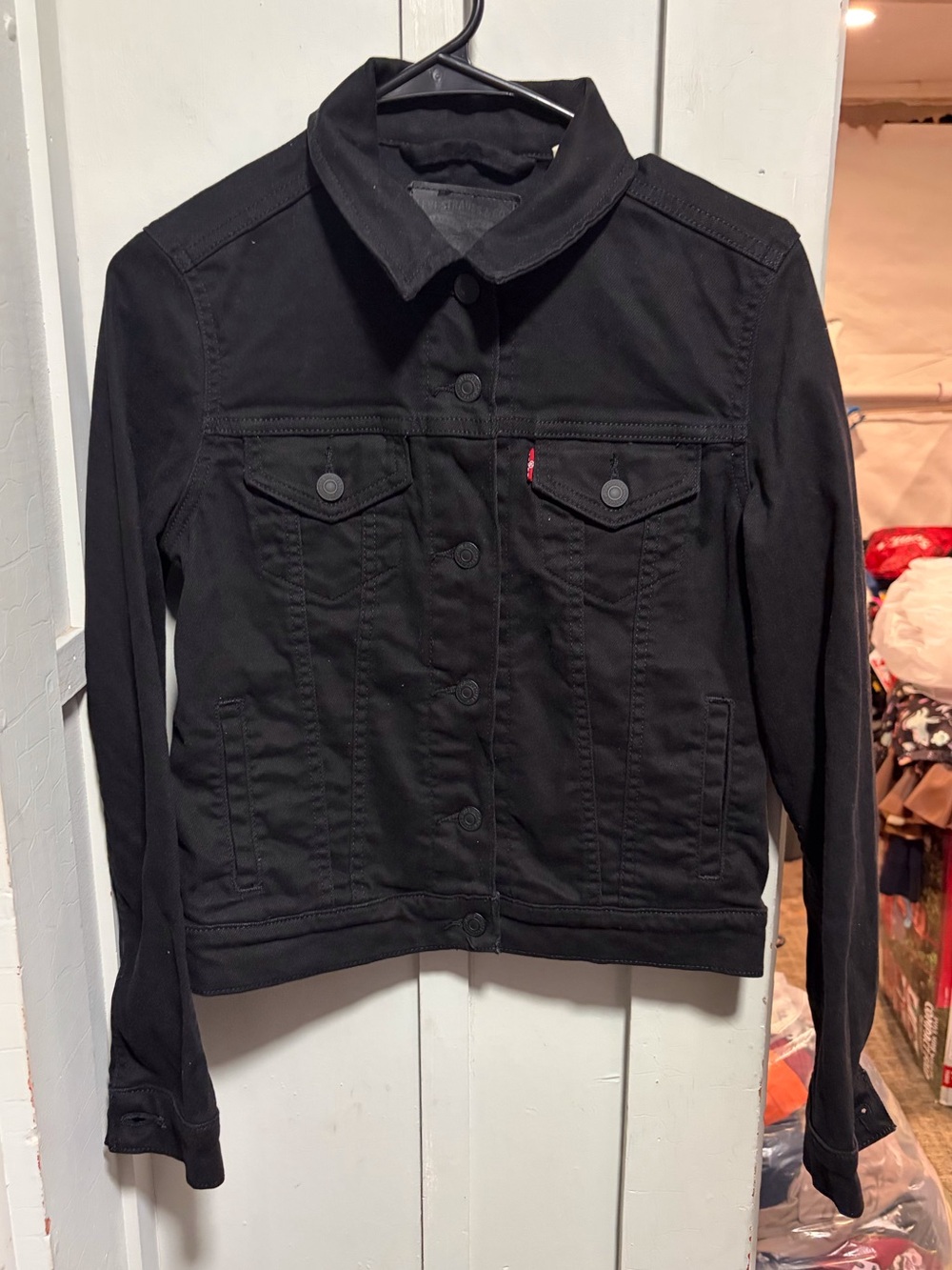 Womens Levi’s Jean jacket size xs
